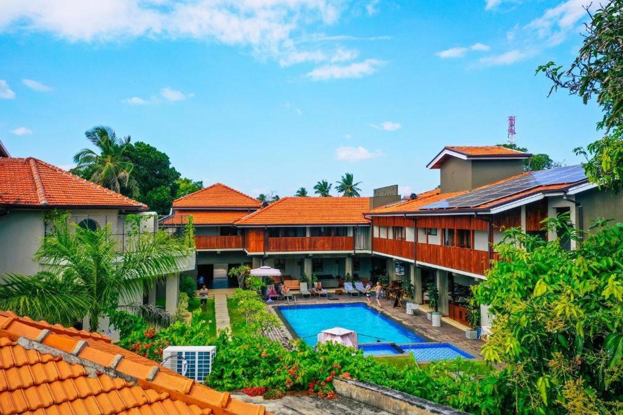 Seahorse Beach Resort Калпития Экстерьер фото