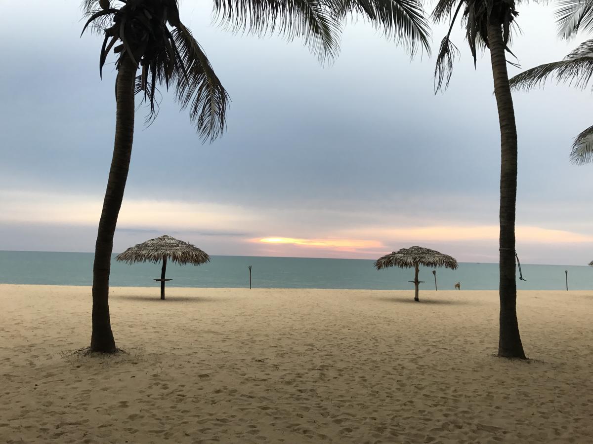 Seahorse Beach Resort Калпития Экстерьер фото